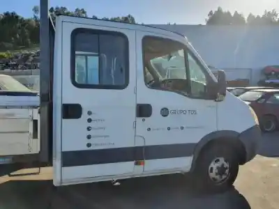 Veículo de Sucata iveco daily iv caja/chasis 35c15 do ano 2010 alimentado 