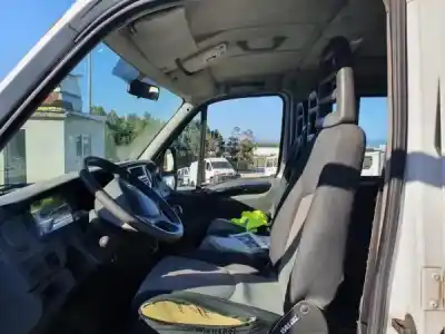 Veículo de Sucata iveco daily iv caja/chasis 35c15 do ano 2010 alimentado 