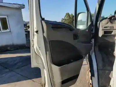 Veículo de Sucata iveco daily iv caja/chasis 35c15 do ano 2010 alimentado 