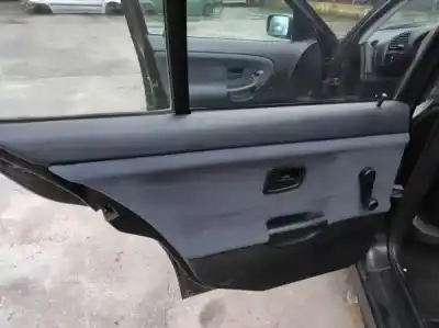 Veicolo di demolizione bmw 3 (e36) 318 tds dell'anno 1998 alimentato m41 d17 (174t1)