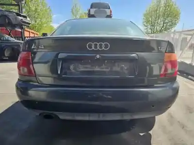 Veículo de Sucata audi a4 b5 avant (8d5) 1.6 do ano 1996 alimentado 0