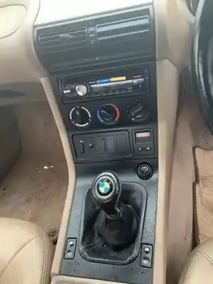 Veículo de Sucata bmw z3 roadster (e36) 1.9 i do ano 1997 alimentado m44 b19 (194s1)