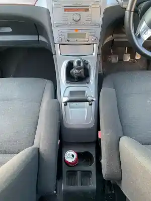 Verschrottungsfahrzeug ford galaxy ii (wa6) 2.0 tdci des jahres 2006 angetrieben 