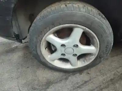 Sloopvoertuig ford fiesta iv (ja_, jb_) 113 e/320 gasolina 3p van het jaar 1996 aangedreven 