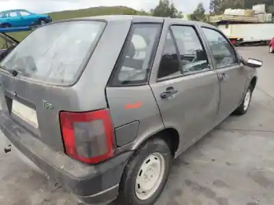 Veículo de Sucata fiat tipo hatchback (160_) 1.4 (160.ac) gasolina 5p do ano 1990 alimentado 159 a2.000