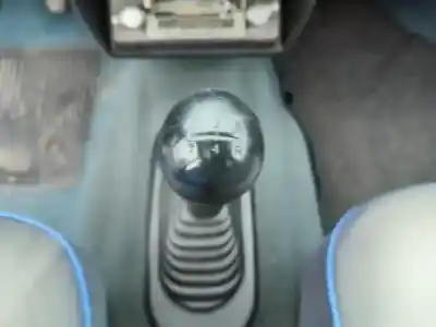 Veículo de Sucata fiat tipo hatchback (160_) 1.4 (160.ac) gasolina 5p do ano 1990 alimentado 159 a2.000