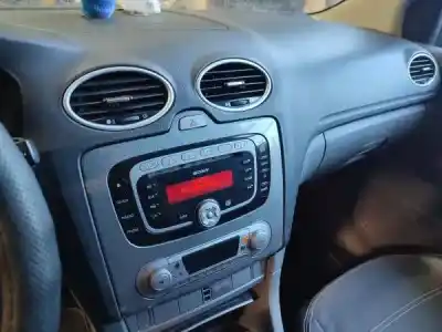 Veicolo di demolizione ford focus ii (da_, hcp, dp) 1.6 tdci dell'anno 2008 alimentato 