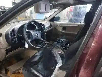 Veículo de Sucata bmw 3 (e36) 316 i do ano 1991 alimentado m40 b16 (164e1)