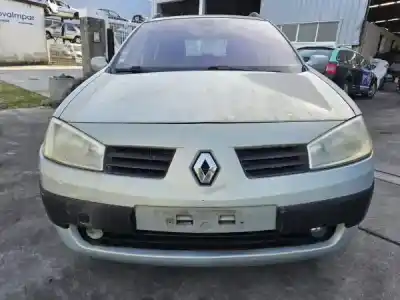 Véhicule à la ferraille renault megane ii break (km0/1_) 1.5 dci (km02. km13) gasóleo 2004 5p de l'année 2007 alimenté k9k 722