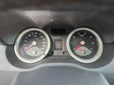 Véhicule à la ferraille renault megane ii break (km0/1_) 1.5 dci (km02. km13) gasóleo 2004 5p de l'année 2007 alimenté k9k 722