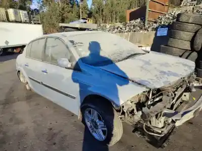 Véhicule à la ferraille renault megane ii sedán (lm0/1_) 1.5 dci (lm02 lm13 lm2a) de l'année 2005 alimenté  Véhicule à la ferraille renault megane ii sedán (lm0/1_) 1.5 dci (lm02 lm13 lm2a) de l'année 2005 alimenté