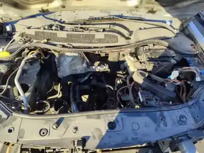 Véhicule à la ferraille renault megane ii sedán (lm0/1_) 1.5 dci (lm02 lm13 lm2a) de l'année 2005 alimenté  Véhicule à la ferraille renault megane ii sedán (lm0/1_) 1.5 dci (lm02 lm13 lm2a) de l'année 2005 alimenté