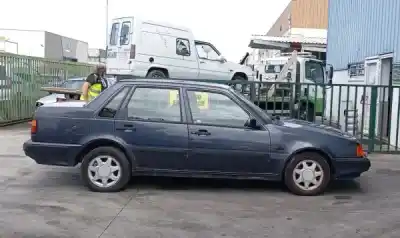 Veículo de Sucata volvo 460 (464) 1.7 do ano 1993 alimentado b 18 ep