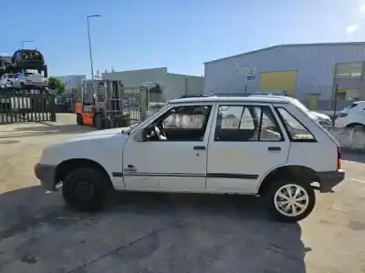 Sloopvoertuig opel corsa a tr (s83) 1.2 s (f11, m11, m19, f19) van het jaar 1988 aangedreven 12 st