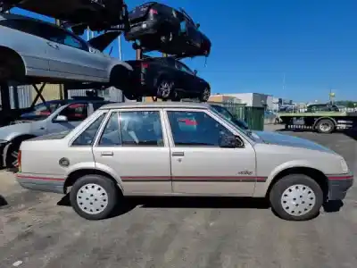 Veículo de Sucata opel corsa a (1983->) 1.2 n do ano 1992 alimentado 12 nv