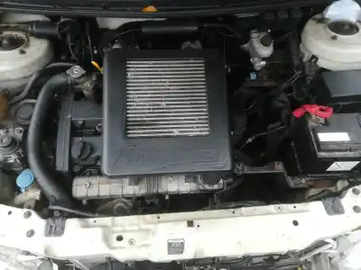 Veículo de Sucata kia carnival i (up) 2.9 tdi do ano 2000 alimentado j3