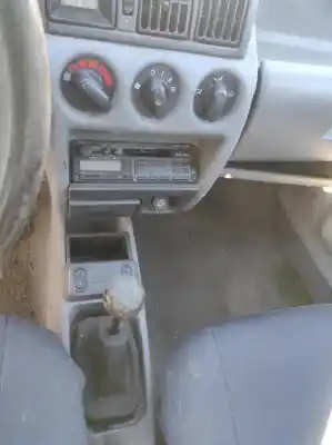 Veículo de Sucata opel corsa a tr (s83) 1.2 s (f11, m11, m19, f19) do ano 1992 alimentado 12
