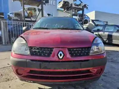 Veículo de Sucata renault clio ii bb_, cb_ 1.2 bb0a. bb0f. bb10. bb1k. bb28. bb2d. bb2h. cb0a.... do ano 2001 alimentado 