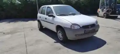 Veicolo di demolizione opel corsa b (s93) 1.0 i 12v (f08. f68. m68) dell'anno 1999 alimentato 
