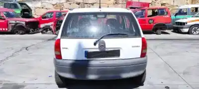 Veicolo di demolizione opel corsa b (s93) 1.0 i 12v (f08. f68. m68) dell'anno 1999 alimentato 