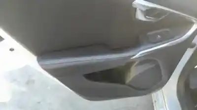 Здавання транспортного засобу volvo v40 hatchback (525) d2 року 2013 потужний d 4162 t