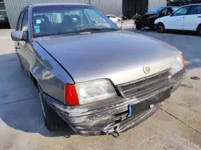 Veículo de Sucata opel kadett e hatchback (t85) 1.4 s (c08. c48. d08. d48) do ano 1990 alimentado 14 nv