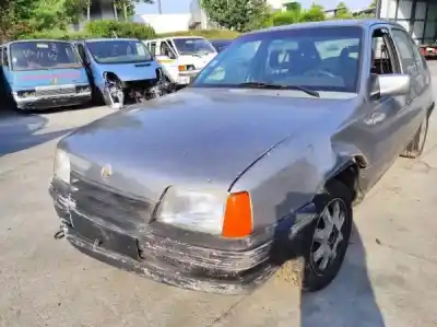Veículo de Sucata opel kadett e hatchback (t85) 1.4 s (c08. c48. d08. d48) do ano 1990 alimentado 14 nv