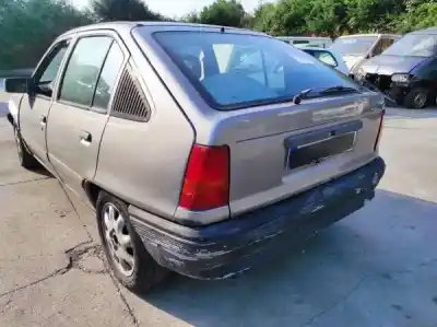 Veículo de Sucata opel kadett e hatchback (t85) 1.4 s (c08. c48. d08. d48) do ano 1990 alimentado 14 nv