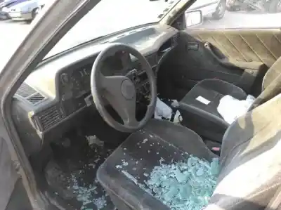 Veículo de Sucata opel kadett e hatchback (t85) 1.4 s (c08. c48. d08. d48) do ano 1990 alimentado 14 nv