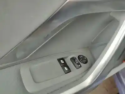 Здавання транспортного засобу peugeot 208 caixa (cr_) 1.6 hdi 92 року 2013 потужний 9hd (dv6c)