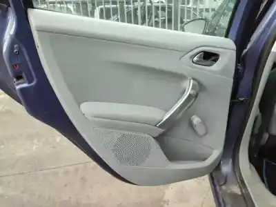 Здавання транспортного засобу peugeot 208 caixa (cr_) 1.6 hdi 92 року 2013 потужний 9hd (dv6c)