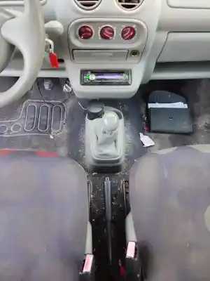 Scrapping Vehicle renault twingo i (c06_) 1.2 (c066 c068) of the year 2001 powered 