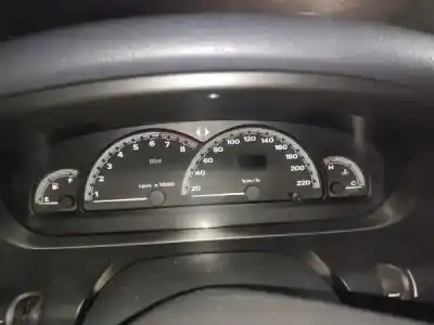 Veicolo di demolizione fiat marea weekend (185_) 1.4 80 12v dell'anno 1997 alimentato 182 a3.000