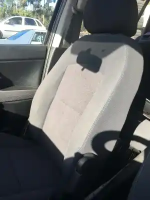 Veículo de Sucata mazda 2 (dy) 1.2 do ano 2003 alimentado fuja