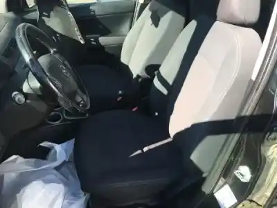 Veículo de Sucata mazda 2 (dy) 1.2 do ano 2003 alimentado fuja