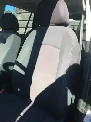 Veículo de Sucata mazda 2 (dy) 1.2 do ano 2003 alimentado fuja