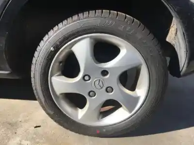 Veículo de Sucata mazda 2 (dy) 1.2 do ano 2003 alimentado fuja