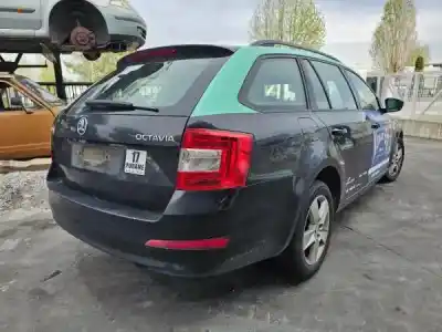 Здавання транспортного засобу skoda octavia iii break (5e5) 1528 ak gasóleo 2015 5p року 2015 потужний 