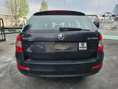 Здавання транспортного засобу skoda octavia iii break (5e5) 1528 ak gasóleo 2015 5p року 2015 потужний 