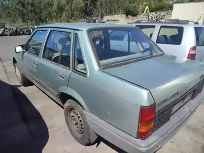 Sloopvoertuig opel corsa a tr (s83) 1.2 s (f11, m11, m19, f19) van het jaar 1991 aangedreven 12