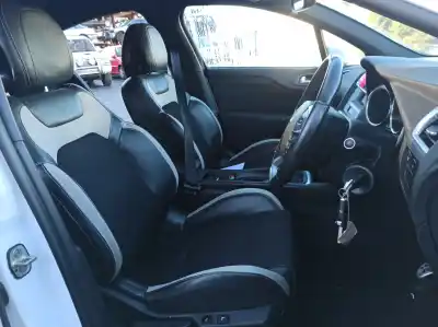 Здавання транспортного засобу citroen ds4 (nx_) 1.6 hdi 115 року 2012 потужний 9hr (dv6c)