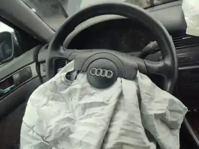 Veículo de Sucata audi a6 avant (4b5) 1.9 tdi 110 cv / 81 kw do ano 2001 alimentado 