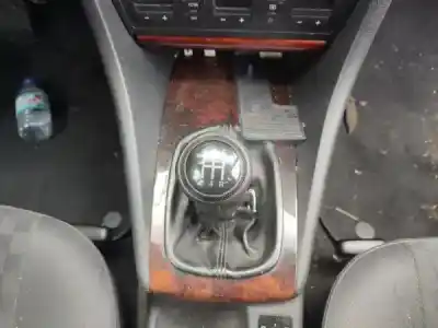 Veículo de Sucata audi a6 avant (4b5) 1.9 tdi 110 cv / 81 kw do ano 2001 alimentado 