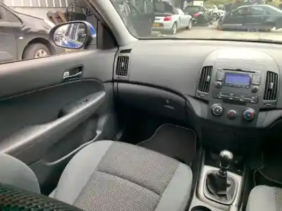 Veicolo di demolizione hyundai i30 (fd) 1.6 crdi dell'anno 2009 alimentato d4fb