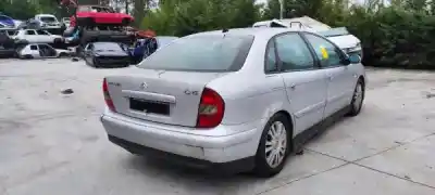 Veículo de Sucata citroen c5 i (dc_) 1.8 16v (dc6fzb dc6fze) do ano 2004 alimentado 