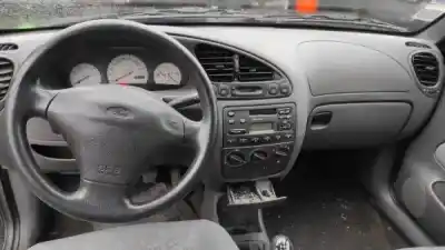 Здавання транспортного засобу ford fiesta iv (ja_, jb_) 1.25 i 16v gasolina 1998 5p року 1999 потужний 