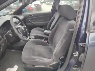 Veículo de Sucata volkswagen passat 3b2 1.9 tdi do ano 1997 alimentado 