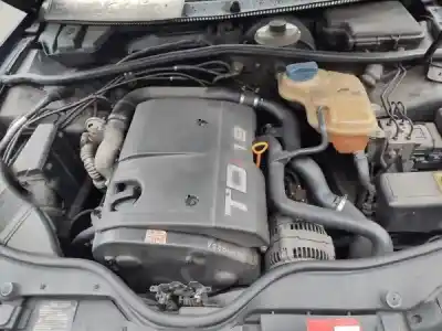 Veículo de Sucata volkswagen passat 3b2 1.9 tdi do ano 1997 alimentado 