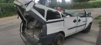 Véhicule à la ferraille fiat i doblò (119) 1.9 d (223axb1a) de l'année 2001 alimenté 