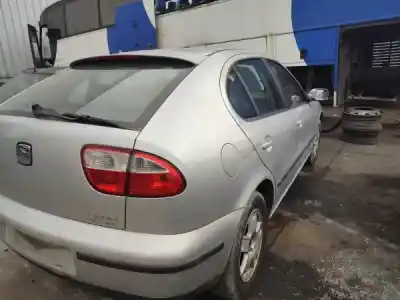 Veículo de Sucata seat leon (1m1) 1.6 do ano 2001 alimentado 0